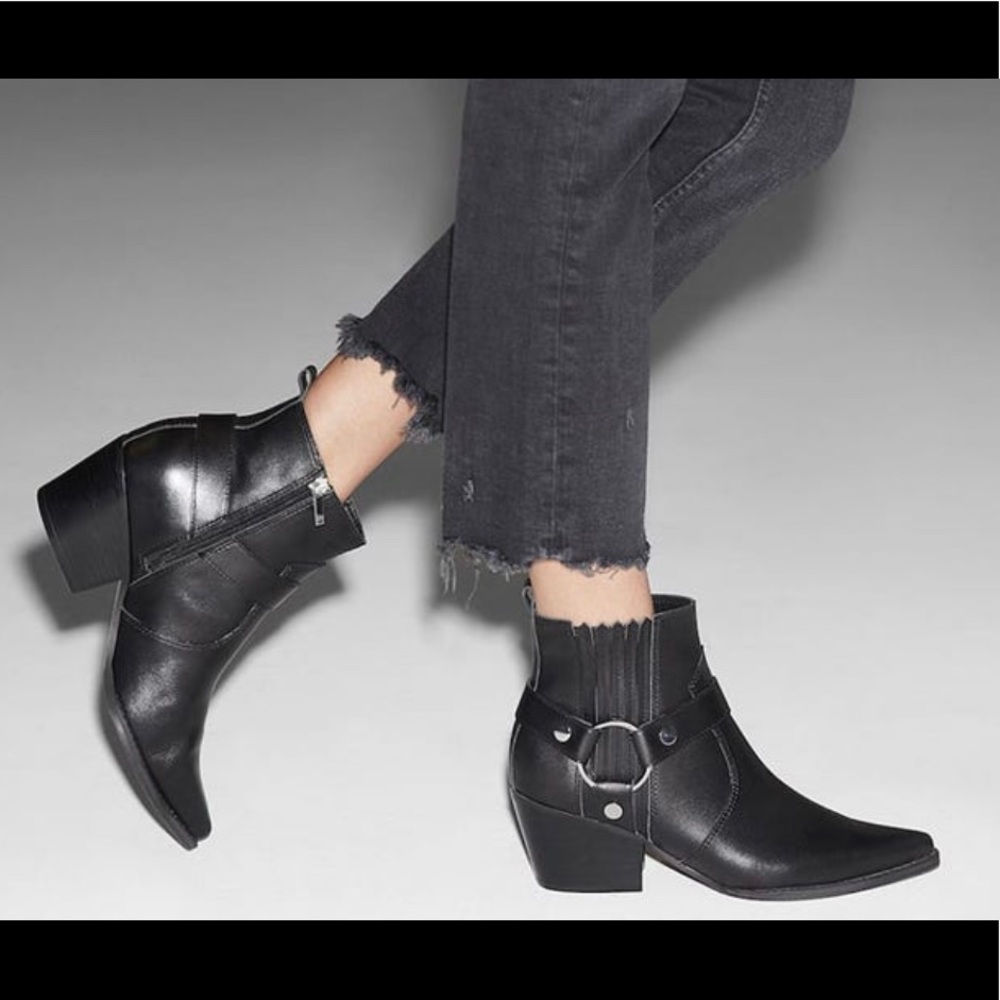 Marc Fisher Halie Western Bootie